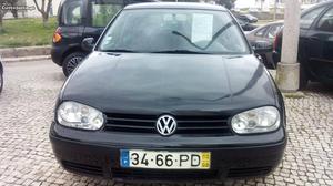 VW Golf 1.4 Abril/00 - à venda - Ligeiros Passageiros,