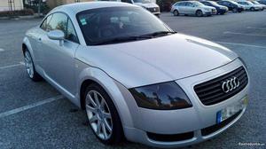 Audi TT 1.8t 180cv km Dezembro/99 - à venda -