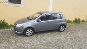 Chevrolet Aveo 1.2 Sport  Outubro/08 - à venda -