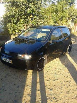 Fiat Punto v 80cv Outubro/00 - à venda - Ligeiros