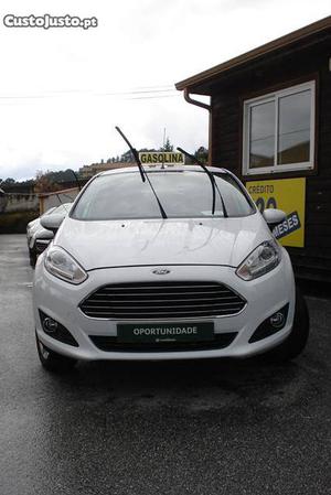 Ford Fiesta 1.0 Ti-VCT 80 Cv Fevereiro/16 - à venda -