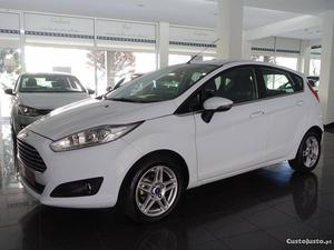 Ford Fiesta 1.5 TDCi Titanium Janeiro/15 - à venda -