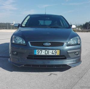 Ford Focus 1.6 Tdci Abril/07 - à venda - Ligeiros