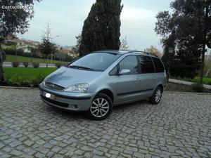 Ford Galaxy 1.9 TDi Ghia Fevereiro/04 - à venda -