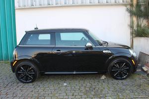 MINI One kit jcw Fevereiro/11 - à venda - Ligeiros