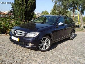 Mercedes-Benz C 220 CDi Avantgarde Agosto/08 - à venda -