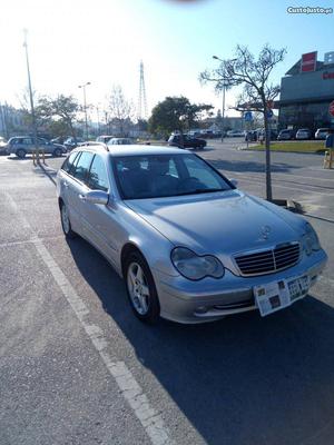 Mercedes-Benz C 220 Van guard Fevereiro/02 - à venda -