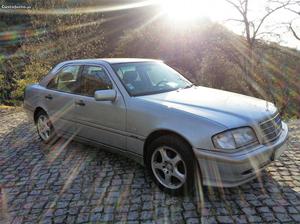 Mercedes-Benz C  CV Sport Abril/00 - à venda -