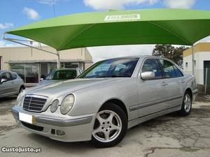 Mercedes-Benz E 270 cdi Elegance Nac Julho/01 - à venda -