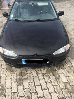 Mitsubishi Colt 1.3 GLX Julho/95 - à venda - Ligeiros