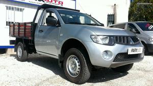 Mitsubishi L Did 4x4 2 lug Agosto/06 - à venda -