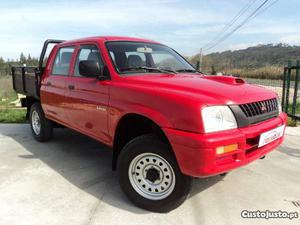 Mitsubishi L200 CD 2.5 4X4 Janeiro/99 - à venda - Pick-up/