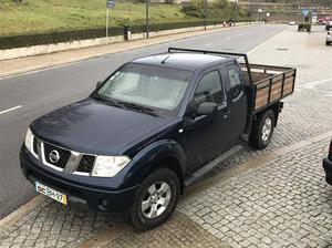 Nissan Navara caixa de madeira Março/06 - à venda -