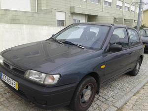 Nissan Sunny (EAVALDFN14SFA) Fevereiro/82 - à venda -