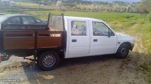 Opel Campo 2.5 D Setembro/93 - à venda - Pick-up/