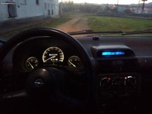 Opel Corsa 1.7d Setembro/96 - à venda - Ligeiros