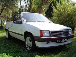 Opel Corsa Spider 1.3 Abril/88 - à venda - Descapotável /