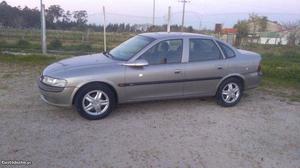 Opel Vectra 1.7TD Izuzu Setembro/97 - à venda - Ligeiros