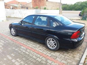 Opel Vectra Sport Abril/99 - à venda - Ligeiros