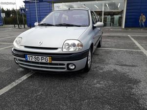 Renault Clio 1.4 RXE Versão sport Junho/00 - à venda -