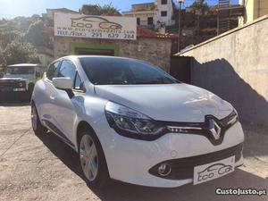 Renault Clio 1.5 DCI Confort Outubro/15 - à venda -