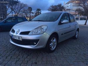 Renault Clio 1.5 dci Março/08 - à venda - Ligeiros