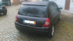 Renault Clio 1.9d Full extras Outubro/00 - à venda -