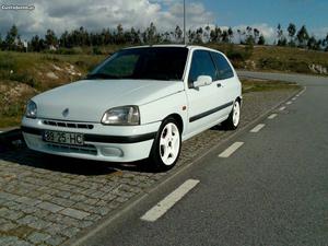 Renault Clio 1.9d Julho/96 - à venda - Ligeiros