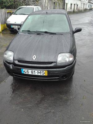 Renault Clio IPO ate  Março/99 - à venda - Ligeiros