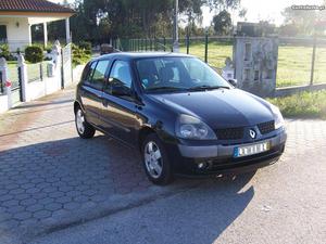 Renault Clio  V Dynamique Julho/02 - à venda -