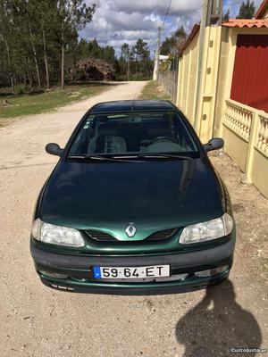 Renault Laguna 1.8 GPL Maio/95 - à venda - Ligeiros