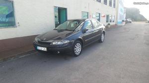 Renault Laguna 2.2 DCI Initale Fevereiro/02 - à venda -