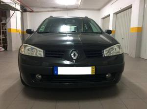 Renault Mégane TROCO SMART CDI Setembro/04 - à venda -