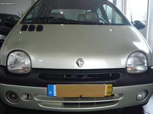 Renault Twingo 1.2i INITIALE PARIS Agosto/00 - à venda -