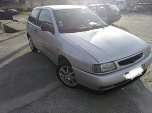 Seat Ibiza 1.9tdi sport 90cv Abril/98 - à venda -