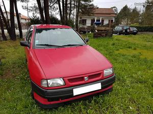 Seat Ibiza Van 1.9D Dezembro/94 - à venda - Comerciais /