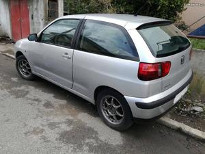 Seat Ibiza v sport Janeiro/02 - à venda - Ligeiros