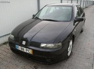 Seat Leon 1.8 T Março/00 - à venda - Ligeiros Passageiros,