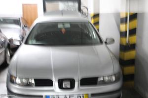 Seat Leon v Junho/05 - à venda - Ligeiros