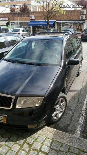 Skoda Fabia Breck Outubro/02 - à venda - Ligeiros