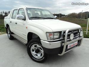 Toyota Hilux Tracker 2.4 TD 4WD Maio/98 - à venda -