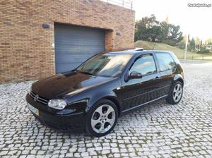 VW Golf IV 1.9 TDI (130CV) Agosto/02 - à venda - Ligeiros