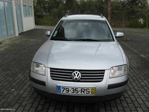 VW Passat Variant Maio/01 - à venda - Ligeiros Passageiros,
