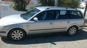 VW Passat vareant 110 cv Agosto/98 - à venda - Ligeiros