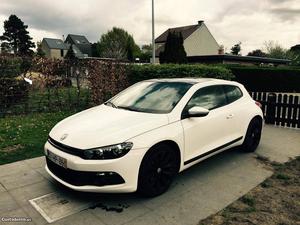 VW Scirocco 1.4 TFSI Abril/09 - à venda - Ligeiros