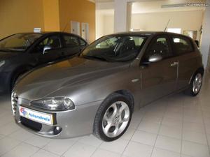 Alfa Romeo 147 JTD 16V M-JET 150cv Maio/06 - à venda -