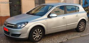 Opel Astra Elegance Outubro/04 - à venda - Ligeiros