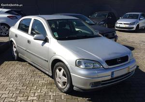 Opel Astra G-CC i Janeiro/00 - à venda - Ligeiros