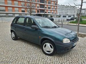 Opel Corsa 1.2 Março/97 - à venda - Ligeiros Passageiros,