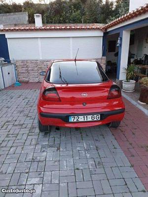 Opel Tigra 1.4 Dezembro/97 - à venda - Ligeiros